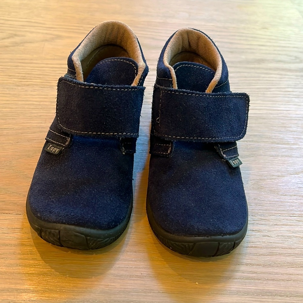 Boy sporty chic navy boots